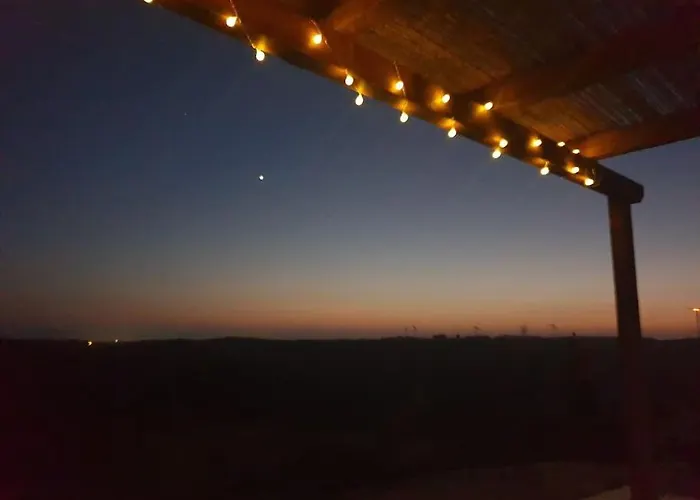 Вилла Stunning With Pool & View Near