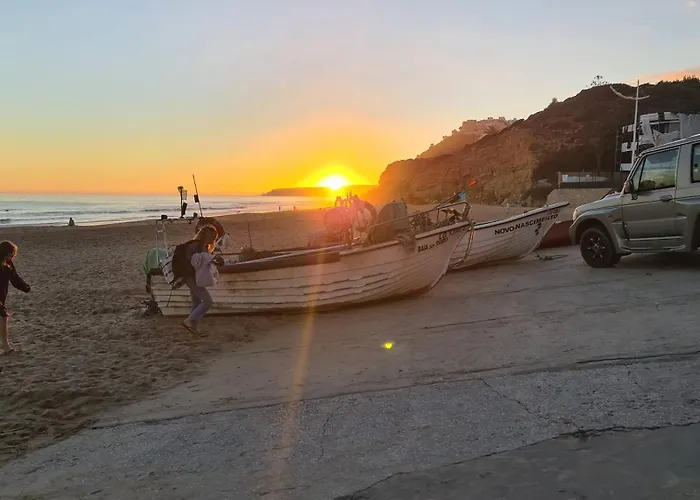 Вилла Stunning With Pool & View Near *