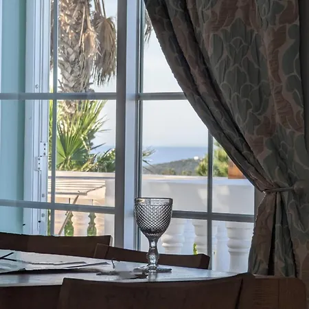Stunning With Pool & View Near Budens