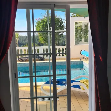 Stunning With Pool & View Near Budens