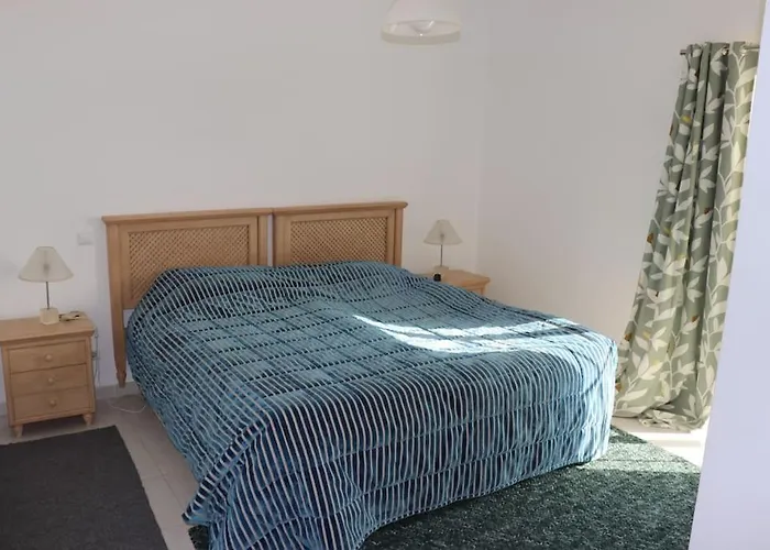 Stunning With Pool & View Near Villa *