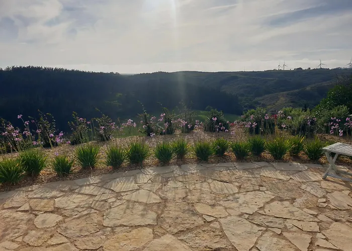 ヴィラ Stunning With Pool & View Near