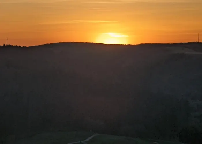 Stunning With Pool & View Near ヴィラ