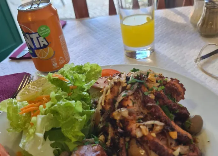 Stunning With Pool & View Near * Budens