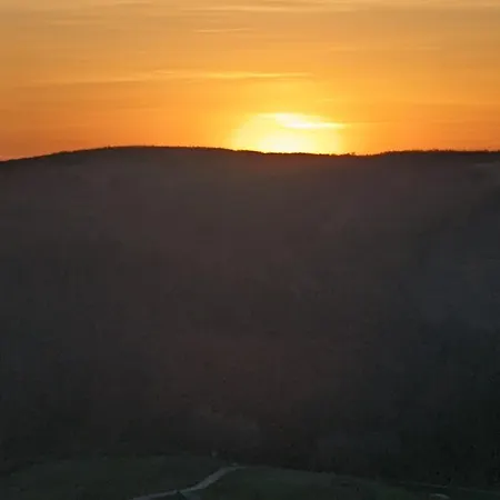 Stunning With Pool & View Near Villa