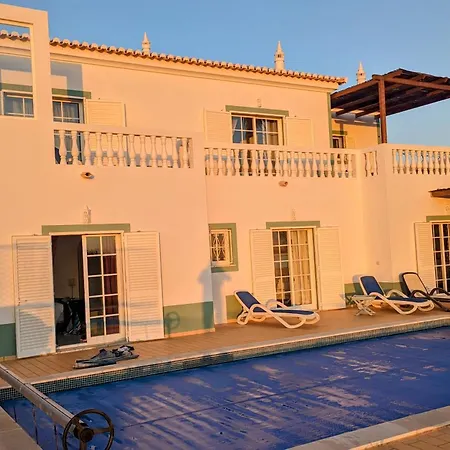 Stunning With Pool & View Near Villa