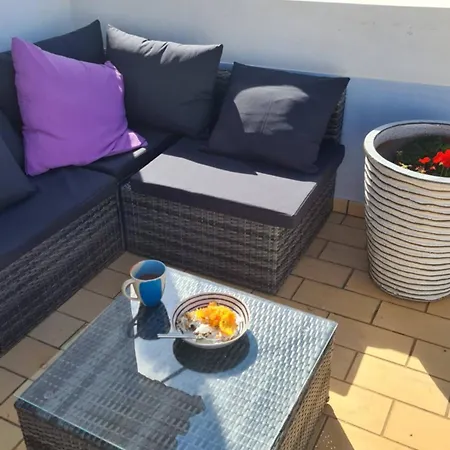 Stunning With Pool & View Near